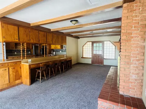 Living - 1111 N 5th St, Haskell, TX 79521 photo 10 of 11