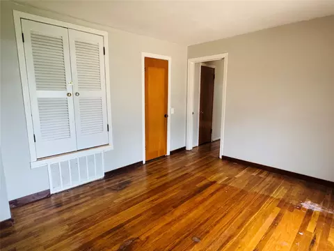 Living - 1111 N 5th St, Haskell, TX 79521 photo 3 of 11