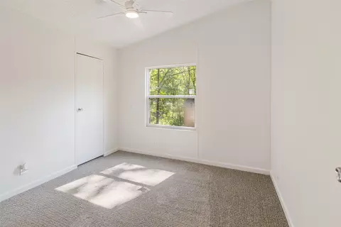 Bedroom - 7108 Apache Cir, Mabank, TX 75156 photo 3 of 4
