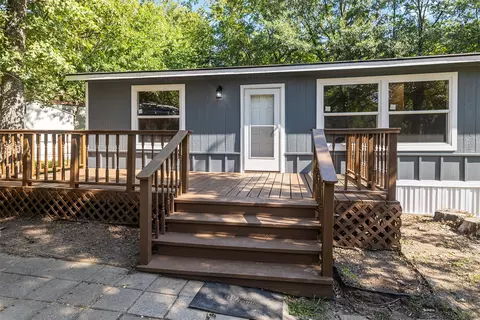 Exterior - 7108 Apache Cir, Mabank, TX 75156 photo 4 of 8