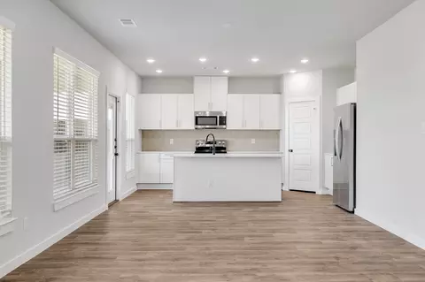 Other - 4043-4045 Clovis St, Midlothian, TX 76065 photo 5 of 6
