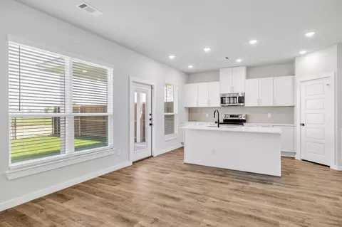 Other - 4043-4045 Clovis St, Midlothian, TX 76065 photo 1 of 6