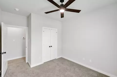 Bedroom - 4043-4045 Clovis St, Midlothian, TX 76065 photo 4 of 8