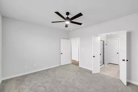 Bedroom - 4043-4045 Clovis St, Midlothian, TX 76065 photo 8 of 8