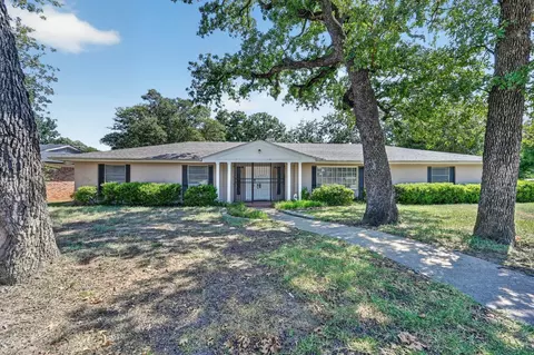 7200 Ellis Rd, Fort Worth, TX 76112