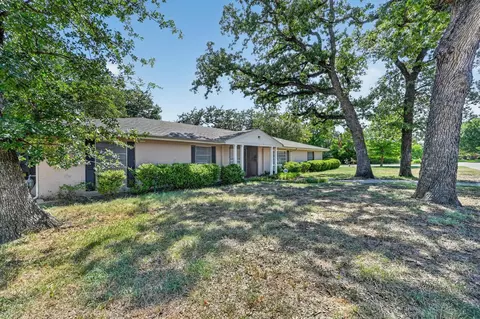 7200 Ellis Rd, Fort Worth, TX 76112