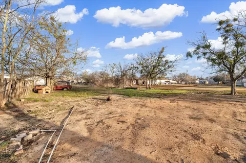 605 E Adams St, Itasca, TX 76055 photo 13