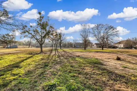 605 E Adams St, Itasca, TX 76055 photo 16