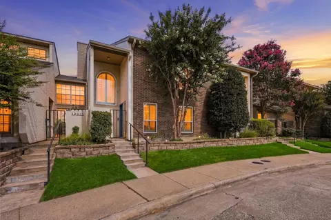 12919 Woodbend Ln, Dallas, TX 75243