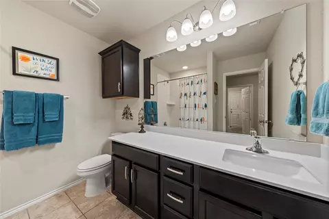 Bath - 2912 Jackal Dr, Lorena, TX 76655 photo 3 of 3