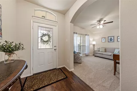 Entry Way - 2912 Jackal Dr, Lorena, TX 76655 photo 2 of 2