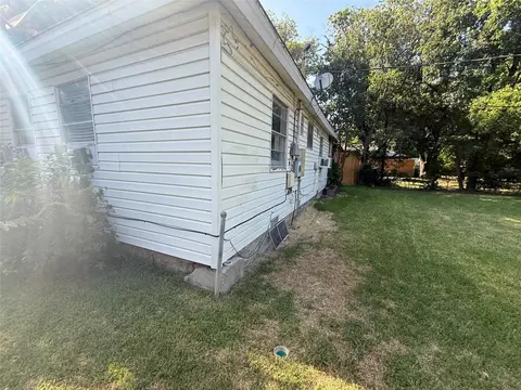 3008 Ballinger Dr, Garland, TX 75041