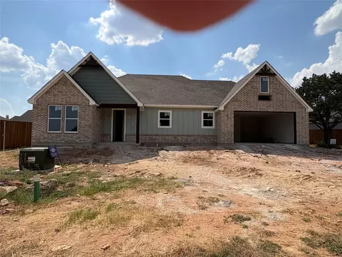 105 Vista Ridge St, Glen Rose, TX 76043