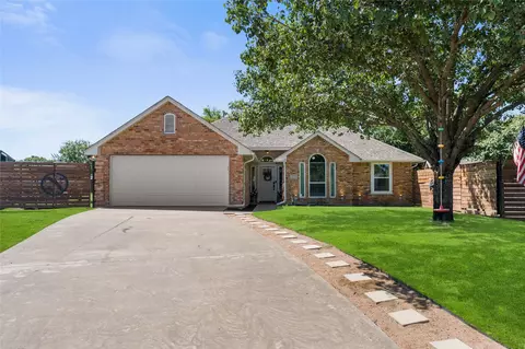506 Wild Springs Dr, Midlothian, TX 76065