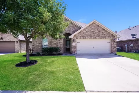 7428 Errandale Dr, Fort Worth, TX 76179