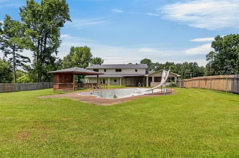 Exterior - 724 Pine Forest Dr, Minden, LA 71055 photo 5 of 5