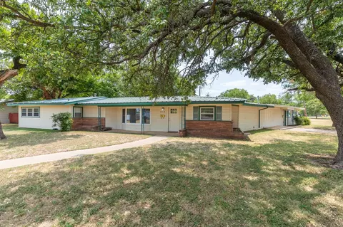 2349 Cooke St, Abilene, TX 79605