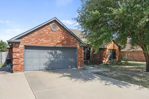 6905 Drew Ct, Greenville, TX 75402