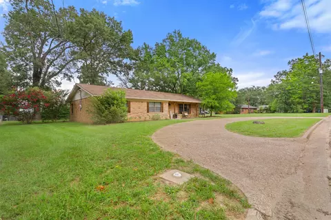 709 Glazner St, Hawkins, TX 75765