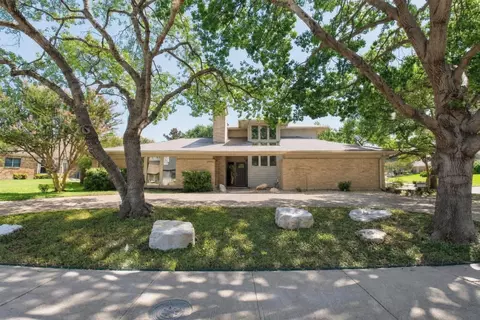 11901 Woodbridge Dr, Dallas, TX 75243