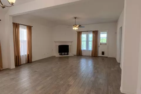 Living - 15124 Devonne Dr, Aledo, TX 76008 photo 3 of 3