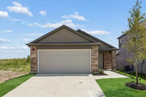 839 Hillcrest Blvd, Princeton, TX 75407