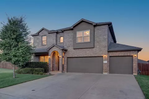 1220 Beestone Dr, Saginaw, TX 76131