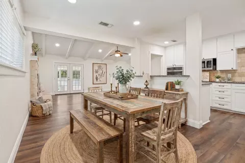 Dining - 511 Westcliff Dr, Euless, TX 76040 photo 1 of 1