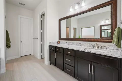 Bath - 771 Dover Dr, Prosper, TX 75078 photo 1 of 6
