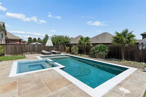 Exterior - 771 Dover Dr, Prosper, TX 75078 photo 8 of 9