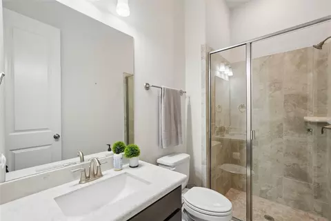 Bath - 771 Dover Dr, Prosper, TX 75078 photo 4 of 6