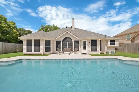 409 Bryce Ln, Arlington, TX 76013