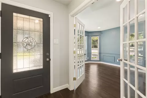 3010 Rambling Dr, Dallas, TX 75228