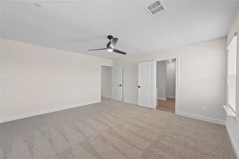 449 Mbs Way, Pilot Point, TX 76258 photo 4