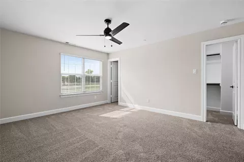 462 Boyd Rd, Pilot Point, TX 76258 photo 4