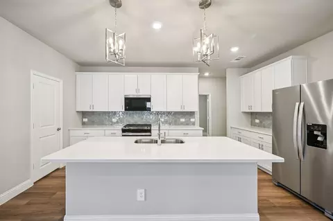 10929 Cottonbowl Dr, Fort Worth, TX 76179