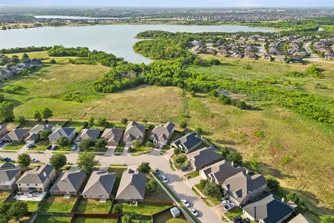 2784 Morning Song Dr, Little Elm, TX 75068