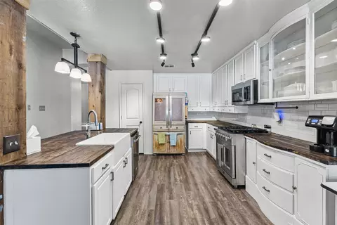 232 Laramie Ln, Desoto, TX 75115