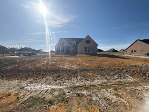701 Water Side Dr, Van Alstyne, TX 75495