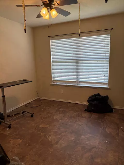 244 Walnut Bend Rd, Springtown, TX 76082 photo 5