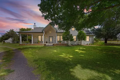 1372 Greathouse Rd, Waxahachie, TX 75167