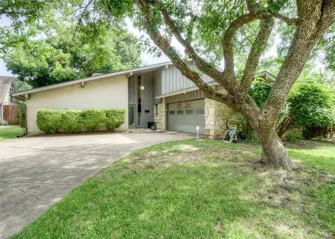 12231 Veronica Rd, Farmers Branch, TX 75234