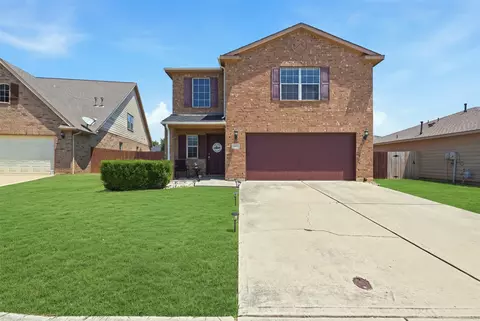 612 Lazy Crest Dr, Fort Worth, TX 76140