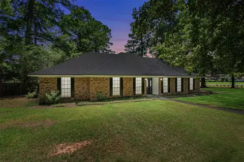 6885 N Park Dr, Shreveport, LA 71107