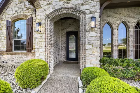 1501 Willow Tree Dr, Haslet, TX 76052 photo 4
