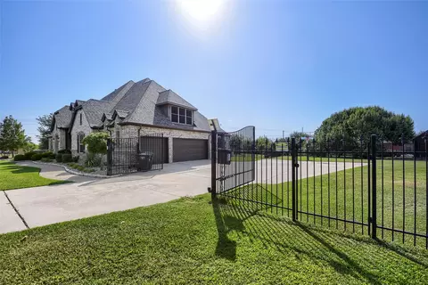 1501 Willow Tree Dr, Haslet, TX 76052 photo 3