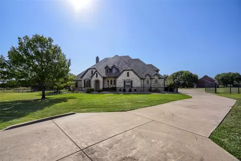 1501 Willow Tree Dr, Haslet, TX 76052 photo 2