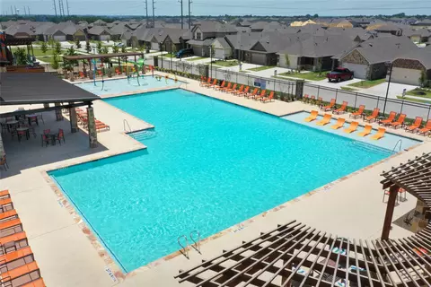 Exterior - 708 Hidden Feather Dr, Lavon, TX 75166 photo 3 of 6