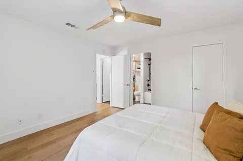 Bedroom - 2143 Kessler Ct #38, Dallas, TX 75208 photo 2 of 9