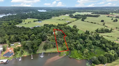 2401 Lake Park Ln, Jacksonville, TX 75766